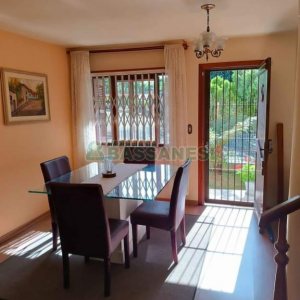 Casa com 200m², 3 dormitórios, no bairro Santa Catarina em Caxias do Sul para Comprar