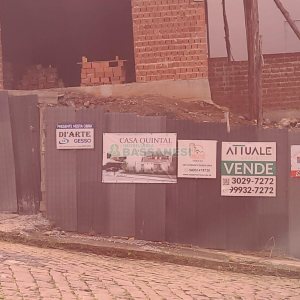 Casa com 205m², 3 dormitórios, 3 vagas, no bairro Colina Sorriso em Caxias do Sul para Comprar