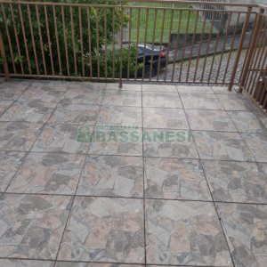 Sobrado com 49m², 2 dormitórios, 1 vaga, no bairro Santa Catarina em Caxias do Sul para Comprar