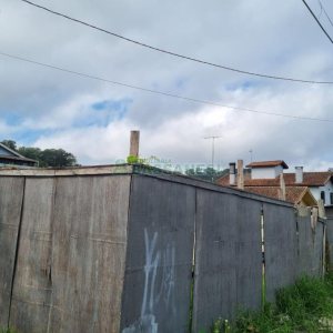 Terreno com 360m², no bairro Desvio Rizzo em Caxias do Sul para Comprar