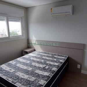 Apto Mobiliado com 40m², 1 dormitório, 1 vaga, no bairro Villagio Iguatemi em Caxias do Sul para Alugar
