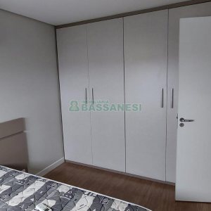 Apto Mobiliado com 40m², 1 dormitório, 1 vaga, no bairro Villagio Iguatemi em Caxias do Sul para Alugar