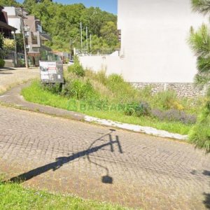 Terreno com 760m², no bairro Nossa Senhora da Saúde em Caxias do Sul para Comprar