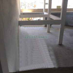 Loja com 312m², 4 vagas, no bairro Petrópolis em Caxias do Sul para Alugar ou Comprar