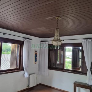 Chácara com 400m², 3 dormitórios, 1 vaga, no bairro Monte Bérico em Caxias do Sul para Comprar