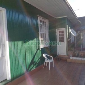 Casa com 132m², 3 dormitórios, 1 vaga, no bairro Medianeira em Caxias do Sul para Comprar