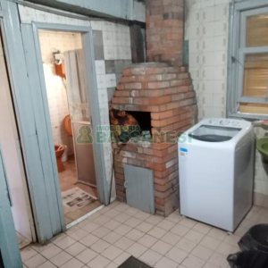 Casa com 132m², 3 dormitórios, 1 vaga, no bairro Medianeira em Caxias do Sul para Comprar