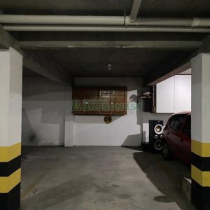 Apartamento com 93m², 3 dormitórios, 2 vagas, no bairro Pio X em Caxias do Sul para Comprar