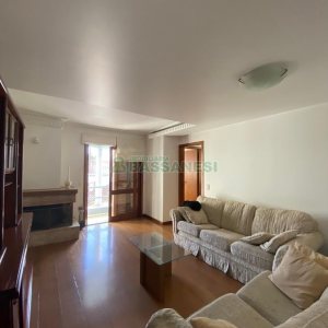 Apartamento com 93m², 3 dormitórios, 2 vagas, no bairro Pio X em Caxias do Sul para Comprar