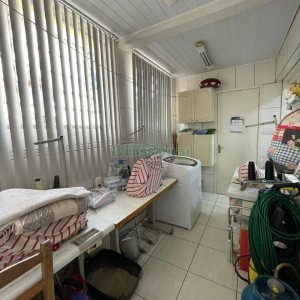 Sobrado com 79m², 2 dormitórios, 1 vaga, no bairro Santa Catarina em Caxias do Sul para Comprar