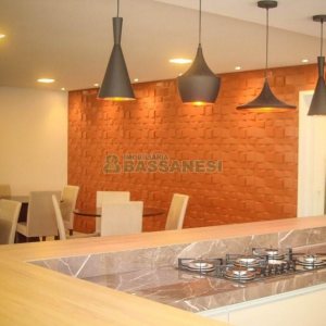 Apartamento com 54m², 2 dormitórios, 1 vaga, no bairro São Pelegrino em Caxias do Sul para Alugar