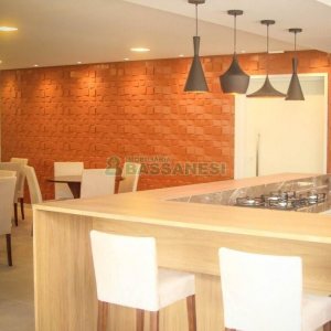 Apartamento com 54m², 2 dormitórios, 1 vaga, no bairro São Pelegrino em Caxias do Sul para Alugar