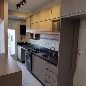 Apartamento com 54m², 2 dormitórios, 1 vaga, no bairro São Pelegrino em Caxias do Sul para Alugar