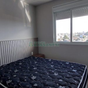 Apartamento com 54m², 2 dormitórios, 1 vaga, no bairro São Pelegrino em Caxias do Sul para Alugar