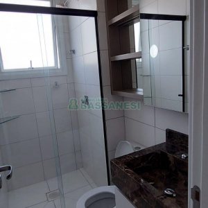 Apartamento com 54m², 2 dormitórios, 1 vaga, no bairro São Pelegrino em Caxias do Sul para Alugar