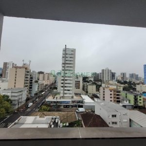 Apartamento com 65m², 2 dormitórios, 2 vagas, no bairro São Pelegrino em Caxias do Sul para Alugar