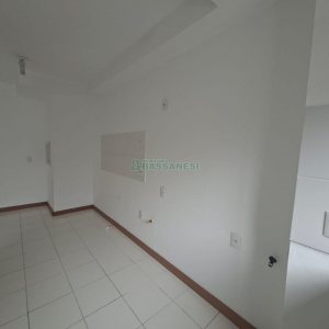 Apartamento com 64m², 2 dormitórios, no bairro São Pelegrino em Caxias do Sul para Alugar