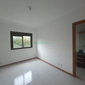 Apartamento com 64m², 2 dormitórios, no bairro São Pelegrino em Caxias do Sul para Alugar