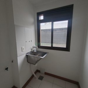 Apartamento com 64m², 2 dormitórios, no bairro São Pelegrino em Caxias do Sul para Alugar
