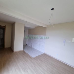 Apartamento com 49m², 2 dormitórios, 1 vaga, no bairro Nossa Senhora das Graças em Caxias do Sul para Alugar