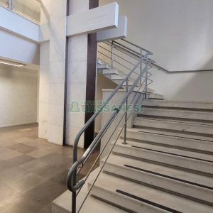 Loja com 1111m², 2 vagas, no bairro Centro em Caxias do Sul para Alugar