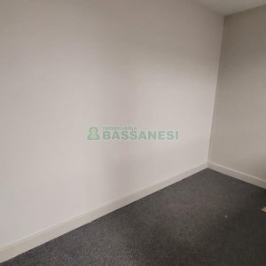 Loja com 1111m², 2 vagas, no bairro Centro em Caxias do Sul para Alugar