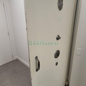 Loja com 1111m², 2 vagas, no bairro Centro em Caxias do Sul para Alugar