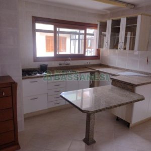 Apartamento com 167m², 3 dormitórios, 4 vagas, no bairro Pio X em Caxias do Sul para Comprar
