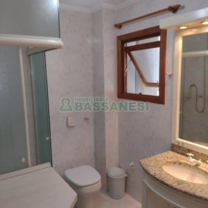 Apartamento com 167m², 3 dormitórios, 4 vagas, no bairro Pio X em Caxias do Sul para Comprar