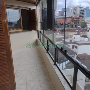 Apartamento com 167m², 3 dormitórios, 4 vagas, no bairro Pio X em Caxias do Sul para Comprar