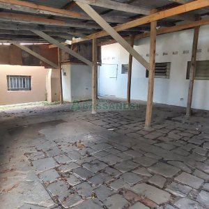 Pavilhão com 80m², no bairro Centro em Caxias do Sul para Alugar
