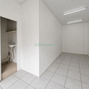 Loja com 15m², no bairro Centro em Caxias do Sul para Alugar