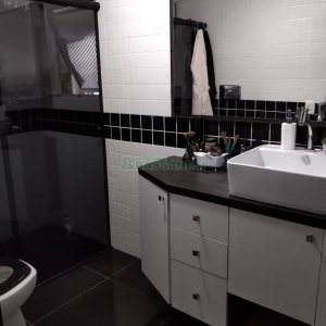 Apto Mobiliado com 130m², 2 dormitórios, 1 vaga, no bairro Pio X em Caxias do Sul para Alugar