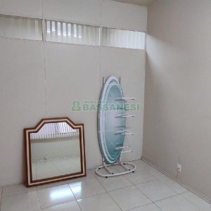 Sala Mobiliada com 50m², no bairro Centro em Caxias do Sul para Alugar