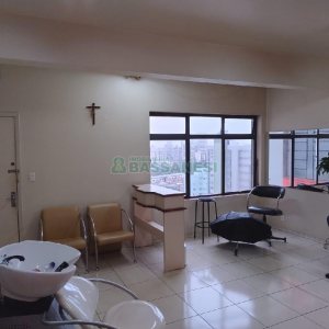 Sala Mobiliada com 50m², no bairro Centro em Caxias do Sul para Alugar