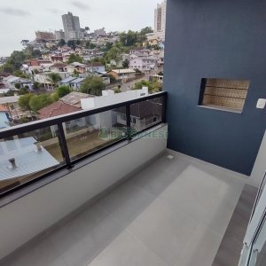 Apartamento com 106m², 2 dormitórios, 1 vaga, no bairro Nossa Senhora de Lourdes em Caxias do Sul para Comprar
