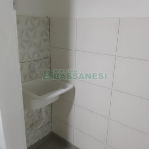 Apto Mobiliado com 42m², 1 dormitório, 1 vaga, no bairro Lourdes em Caxias do Sul para Alugar