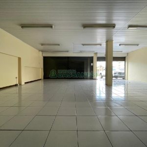 Loja com 140m², no bairro Bela Vista em Caxias do Sul para Alugar