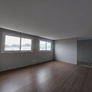 Apartamento com 51m², 1 dormitório, 1 vaga, no bairro Santa Catarina em Caxias do Sul para Comprar