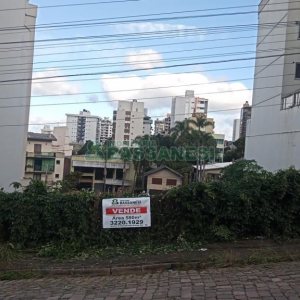 Terreno com 580m², no bairro Cristo Redentor em Caxias do Sul para Comprar