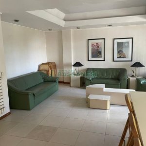 Apartamento com 382m², 4 dormitórios, 3 vagas, no bairro Panazzolo em Caxias do Sul para Comprar