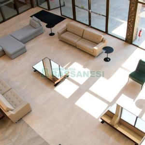 Casa com 1130m², 4 dormitórios, 2 vagas, no bairro São Ciro em Caxias do Sul para Comprar