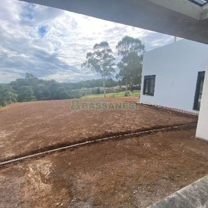 Casa com 1130m², 4 dormitórios, 2 vagas, no bairro São Ciro em Caxias do Sul para Comprar