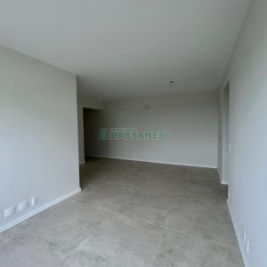 Apartamento com 100m², 3 dormitórios, 2 vagas, no bairro Panazzolo em Caxias do Sul para Comprar