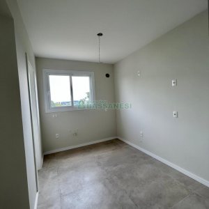 Apartamento com 100m², 3 dormitórios, 2 vagas, no bairro Panazzolo em Caxias do Sul para Comprar