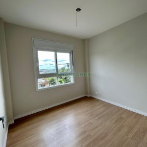 Apartamento com 100m², 3 dormitórios, 2 vagas, no bairro Panazzolo em Caxias do Sul para Comprar