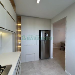 Apartamento com 100m², 3 dormitórios, 2 vagas, no bairro Panazzolo em Caxias do Sul para Comprar