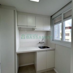 Apartamento com 100m², 3 dormitórios, 2 vagas, no bairro Panazzolo em Caxias do Sul para Comprar