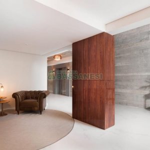 Apartamento com 102m², 3 dormitórios, 2 vagas, no bairro Madureira em Caxias do Sul para Comprar