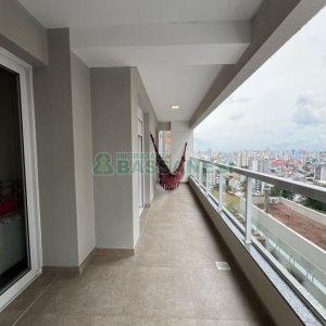 Apartamento com 102m², 3 dormitórios, 2 vagas, no bairro Madureira em Caxias do Sul para Comprar